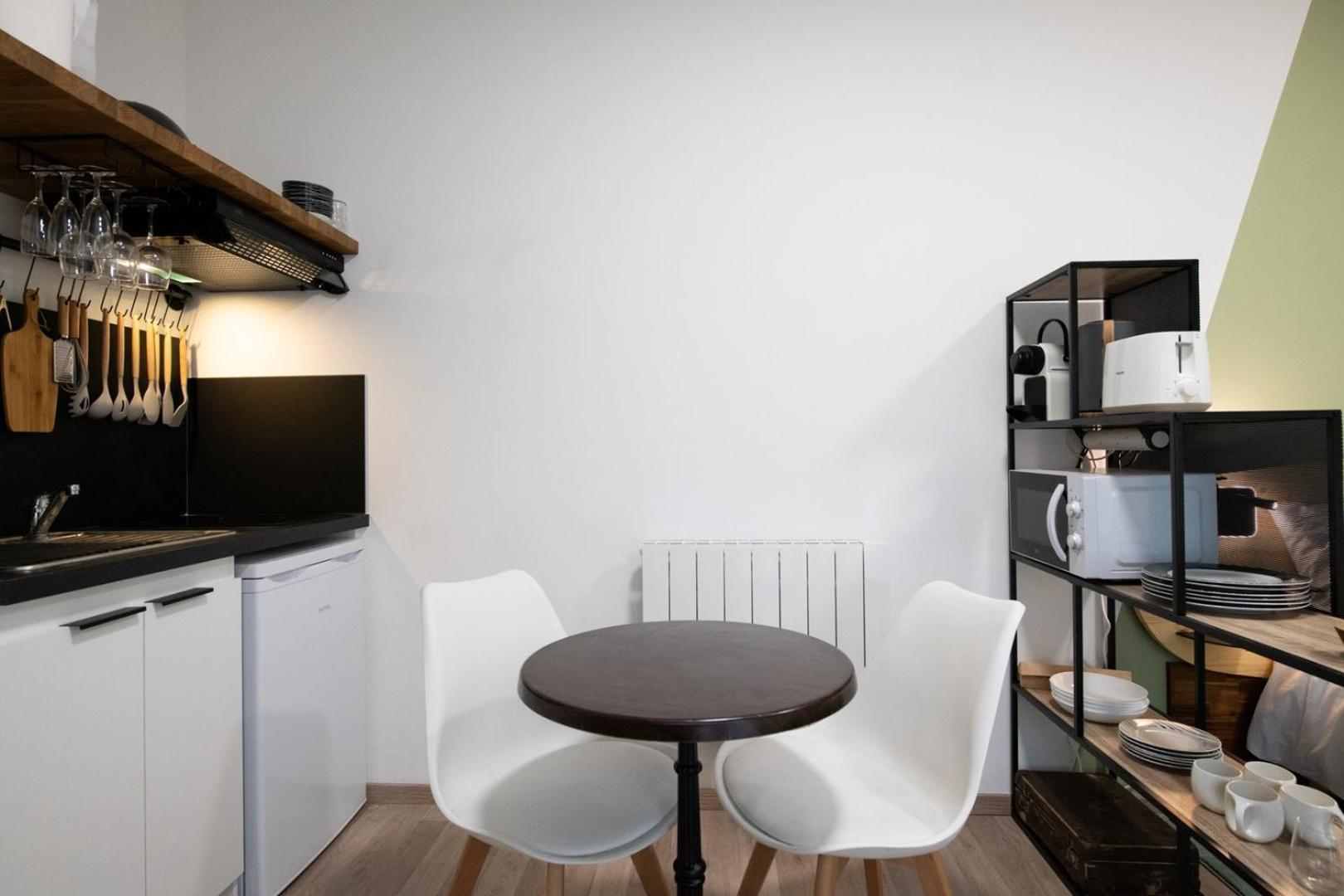 Suite Kella Tassin - Beau Studio Renove Esterno foto