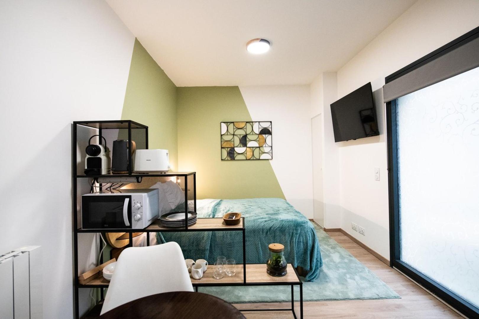 Suite Kella Tassin - Beau Studio Renove Esterno foto