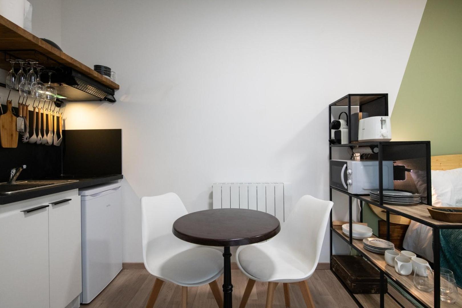 Suite Kella Tassin - Beau Studio Renove Esterno foto