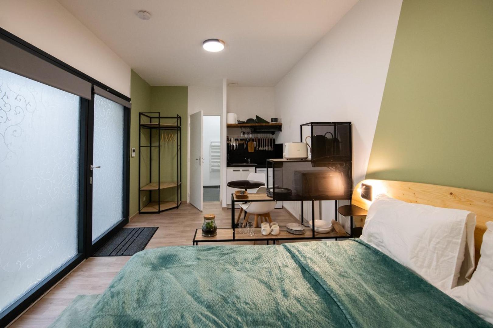 Suite Kella Tassin - Beau Studio Renove Esterno foto